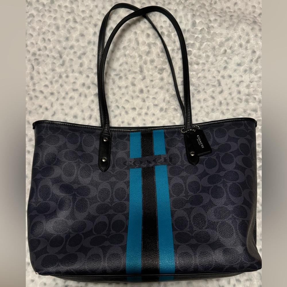Coach Varsity tote purse